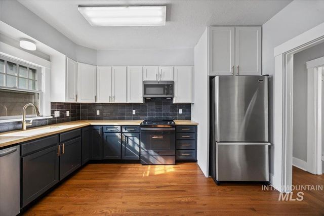 230 7th Ave N, Twin Falls, ID 83301