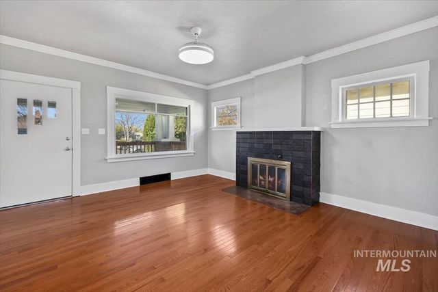 230 7th Ave N, Twin Falls, ID 83301