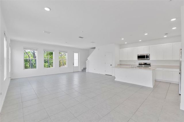 1773 SANIBEL DRIVE, Davenport, FL 33896
