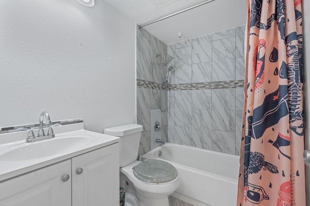1840 Burton DR 208, Austin, TX 78741
