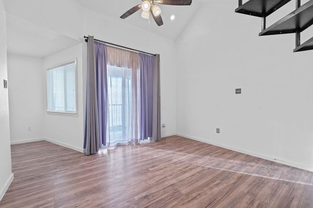 1840 Burton DR 208, Austin, TX 78741
