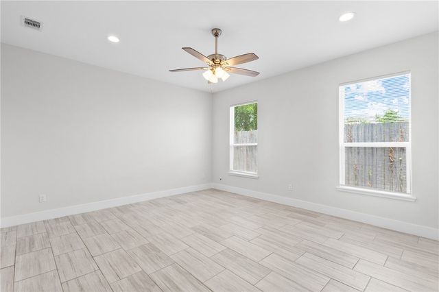 332 Wray Lane, Corpus Christi, TX 78412