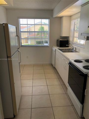 2268 SE 27th Dr 202-7F, Homestead, FL 33035