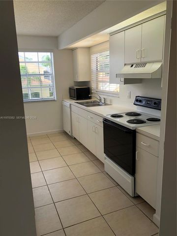 2268 SE 27th Dr 202-7F, Homestead, FL 33035