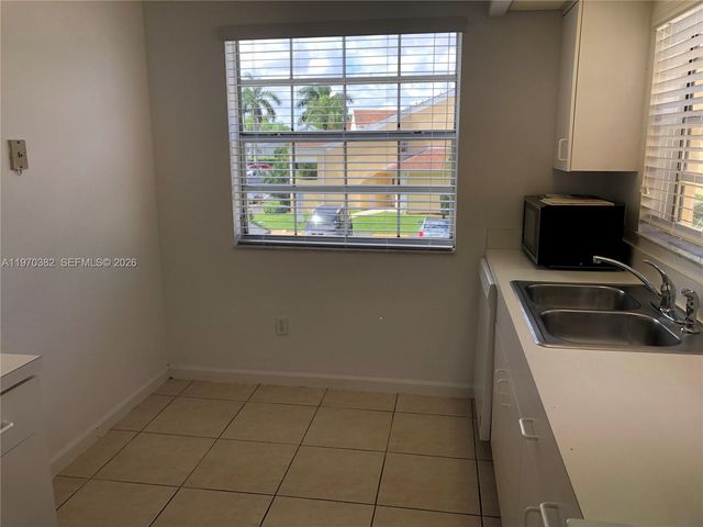 2268 SE 27th Dr 202-7F, Homestead, FL 33035