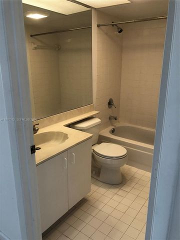 2268 SE 27th Dr 202-7F, Homestead, FL 33035