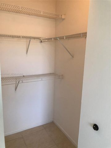 2268 SE 27th Dr 202-7F, Homestead, FL 33035