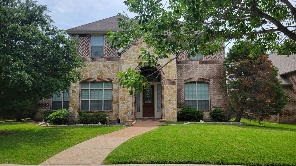 617 York Court, Lewisville, TX 75056
