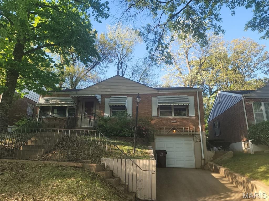7125 Roland Boulevard, Northwoods, MO 63121