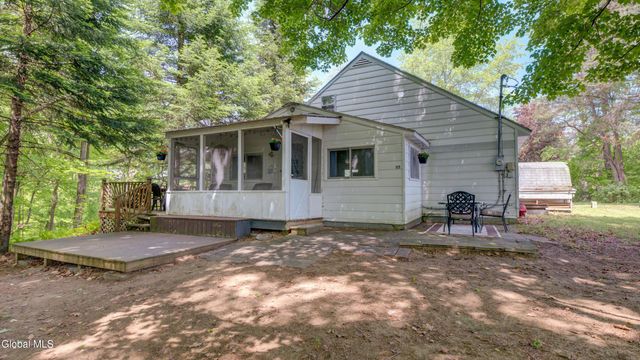 111 Pike Street, Broadalbin, NY 12025