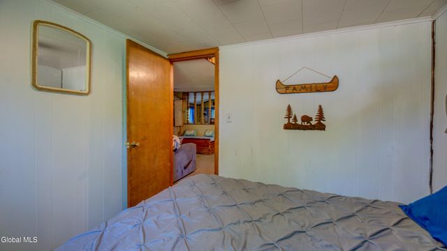 111 Pike Street, Broadalbin, NY 12025