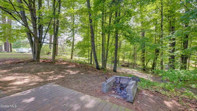 111 Pike Street, Broadalbin, NY 12025