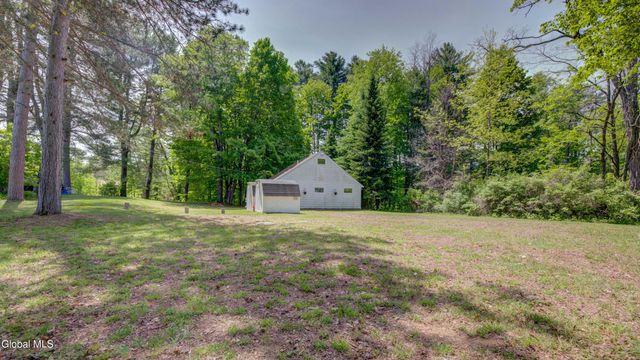 111 Pike Street, Broadalbin, NY 12025