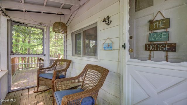 111 Pike Street, Broadalbin, NY 12025