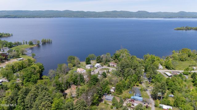 111 Pike Street, Broadalbin, NY 12025