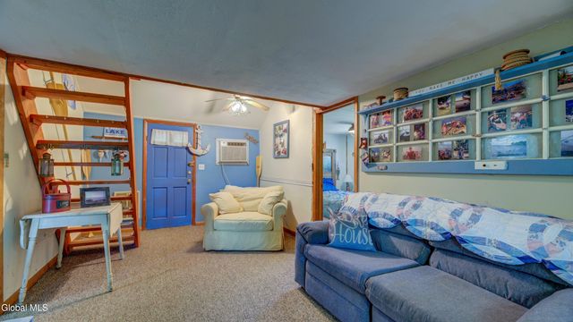 111 Pike Street, Broadalbin, NY 12025