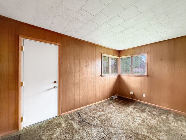 303 WATERFORD Street, Edinboro, PA 16412