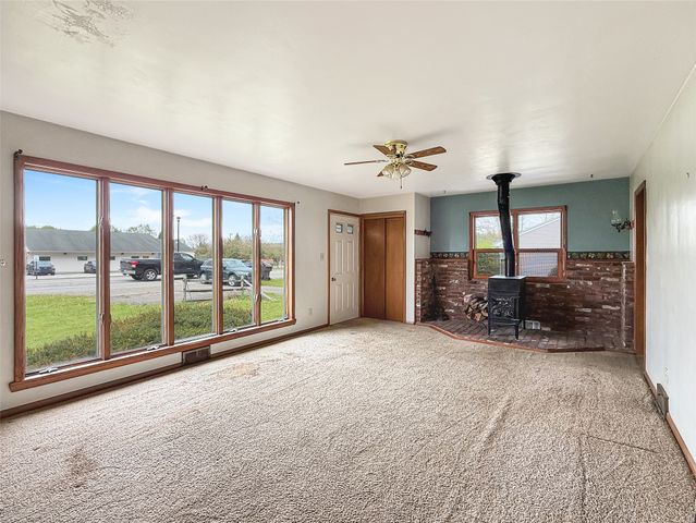 303 WATERFORD Street, Edinboro, PA 16412