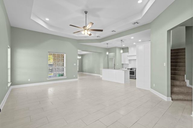 790 Bridgeview, Bridge City, TX 77611