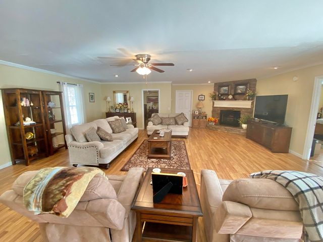 218 Johnson Road, Chatsworth, GA 30705