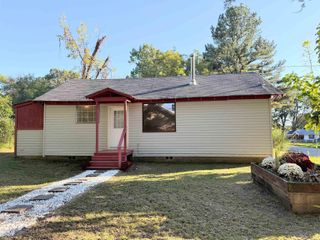 215 S Montgomerey Street, Clarksville, AR 72830