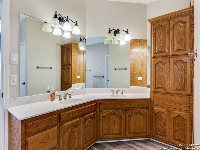 1144 Cherry, New Braunfels, TX 78130
