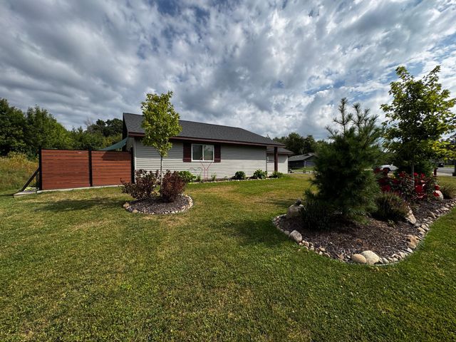 1302 Greentree Drive, Saint Croix Falls, WI 54024