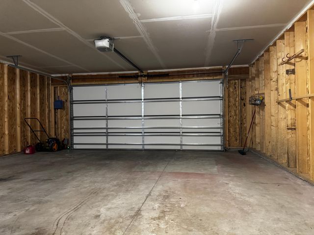 1302 Greentree Drive, Saint Croix Falls, WI 54024