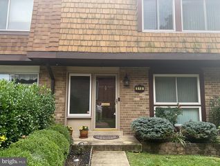518 W DEER PARK RD #19-F, Gaithersburg, MD 20877