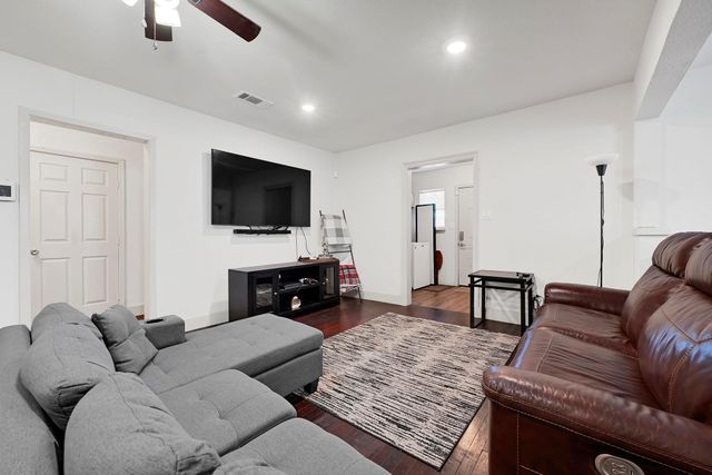 207 Wafer Street, Pasadena, TX 77506