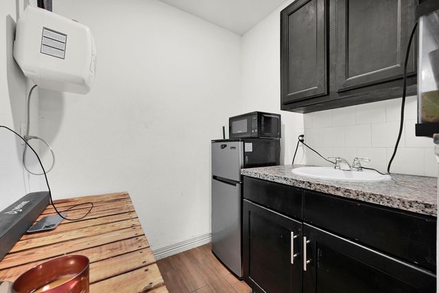 207 Wafer Street, Pasadena, TX 77506