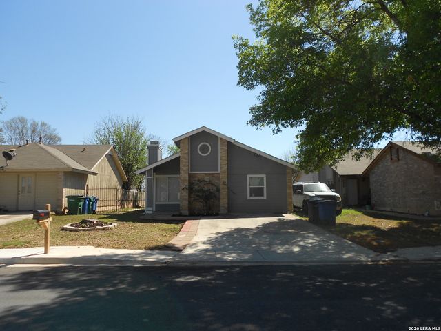 9566 Bowen, San Antonio, TX 78250