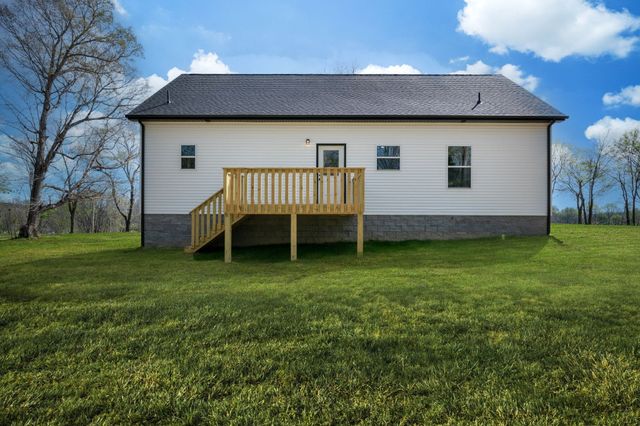 1416 East Piney Road, Dickson, TN 37055