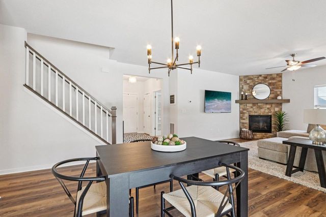 532 Wild Oak ROAD, Hartland, WI 53029