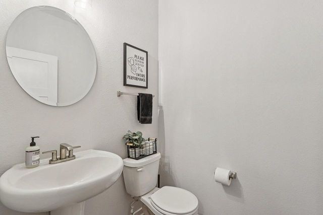 532 Wild Oak ROAD, Hartland, WI 53029