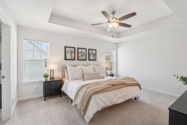 532 Wild Oak ROAD, Hartland, WI 53029