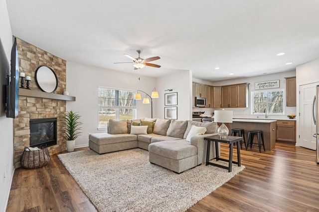 532 Wild Oak ROAD, Hartland, WI 53029