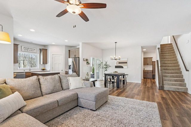 532 Wild Oak ROAD, Hartland, WI 53029