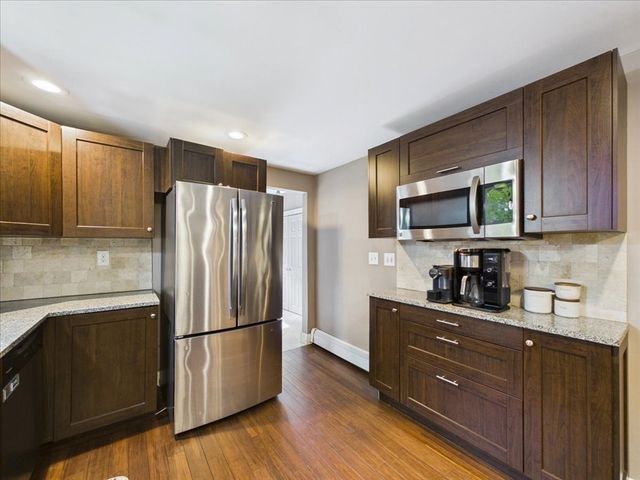 84 Seekell St, Taunton, MA 02718