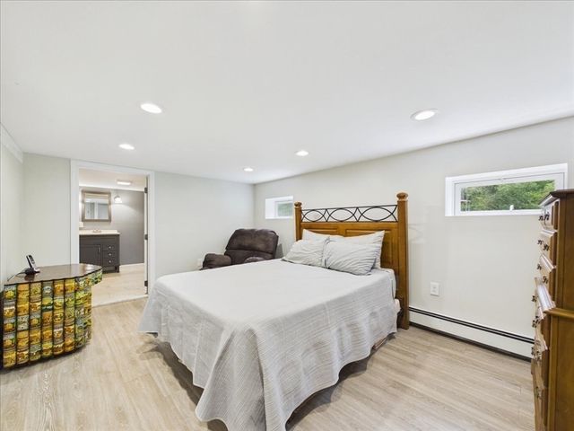 84 Seekell St, Taunton, MA 02718