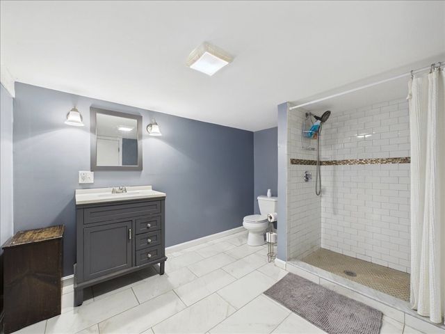84 Seekell St, Taunton, MA 02718