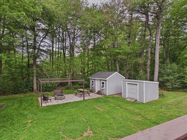 84 Seekell St, Taunton, MA 02718