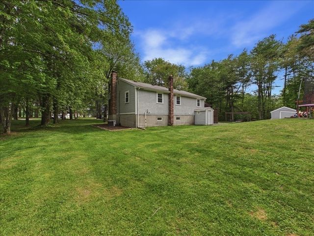 84 Seekell St, Taunton, MA 02718