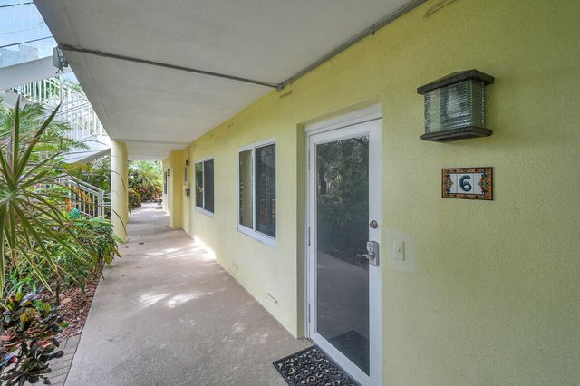 6520 N Ocean Boulevard 6, Ocean Ridge, FL 33435