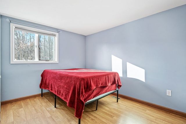 29 Dominion Rd, Worcester, MA 01605