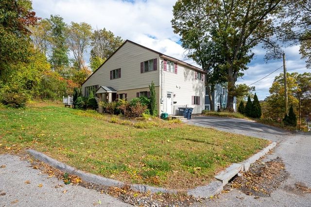 29 Dominion Rd, Worcester, MA 01605