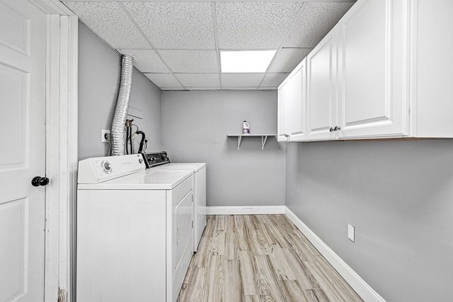 29 Dominion Rd, Worcester, MA 01605