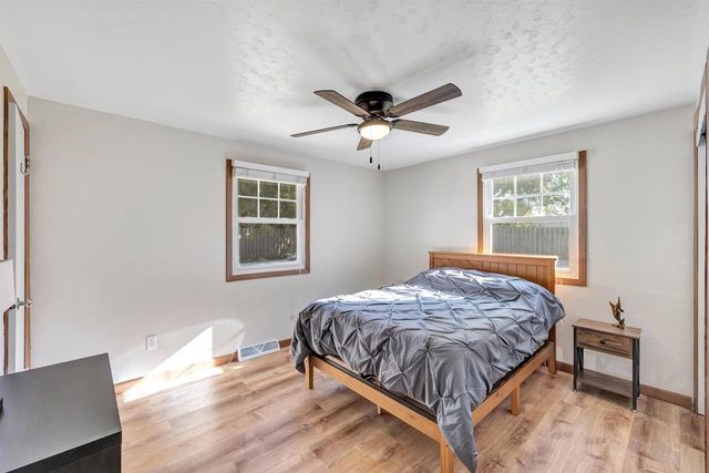 863 VENUS DRIVE, Green Bay, WI 54311