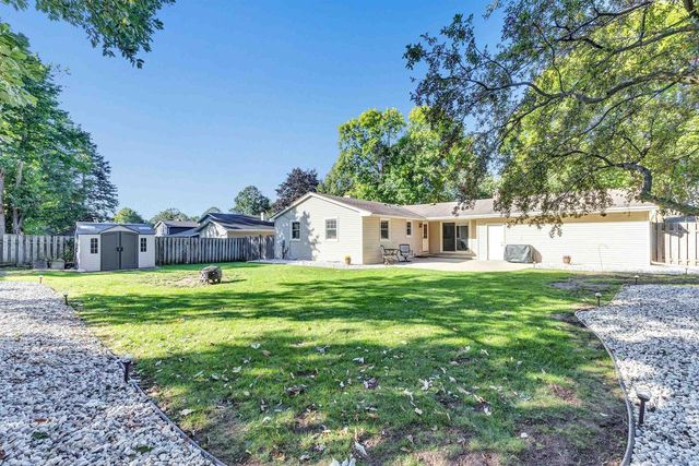 863 VENUS DRIVE, Green Bay, WI 54311