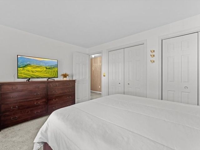 41 Ledgecrest Drive, Worcester, MA 01603